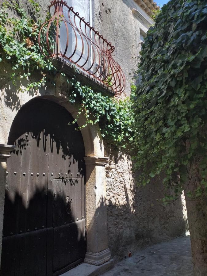 Palazzo Caracciolo Hotel Gerace Buitenkant foto